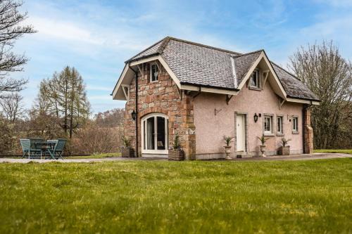 Invergordon House | Swiss Chalet Balnagown Castle