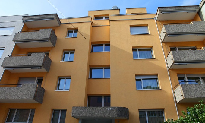 Seebach Apartment | Swiss Star District 11