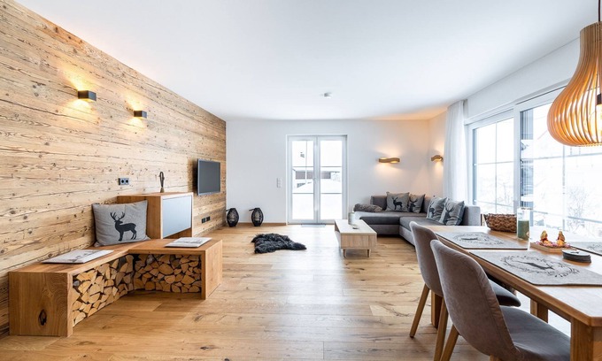 Rettenberg Apartment | Swiss stone pine dream