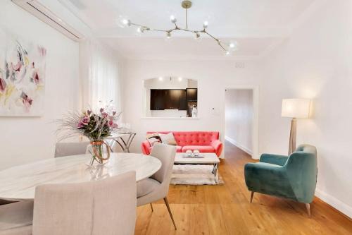 Millers Point Apartment | Sydney CBD Waterview apartment56