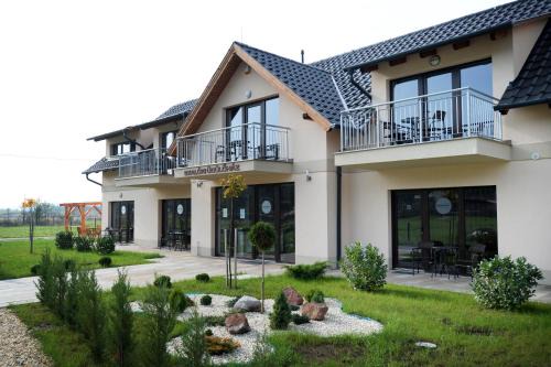 Egerszalok Apartment | Szalóki Üdülőház
