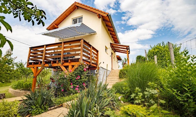Koroshegy House | Szamóca Vendégház-Kőröshegy (Balaton)