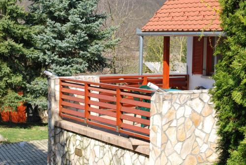 Kovacsszenaja House | Sziszi Vendégház