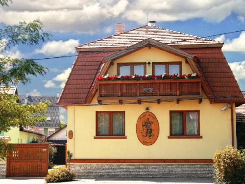 Gyor Bed & Breakfast | Szt Kristóf Bed and Breakfast