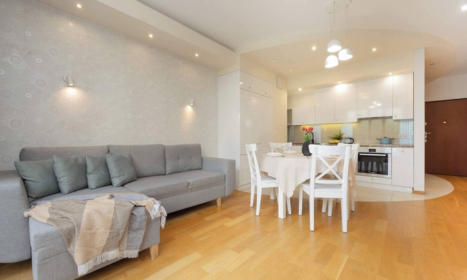 Wola Apartment | Szulborska 3 | Luxurious Apartment | Terrace