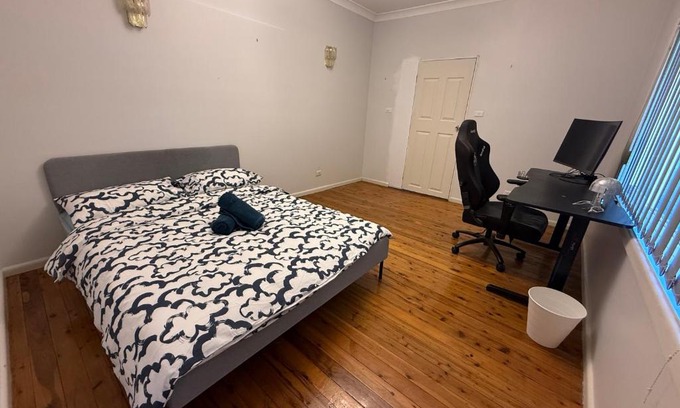 Carlingford House | T Room