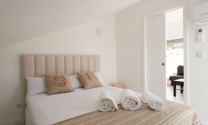 Santa Comba Apartment | T2+1 Villa Minho View