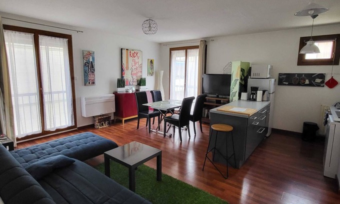 Avignon City Centre Apartment | T2 Avignon Climatisé Intra Muros Spacieux et Lumineux