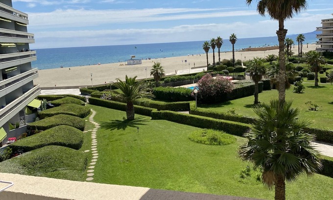 La Cote Radieuse Apartment | T2 CABIN with terrace and exceptional sea view