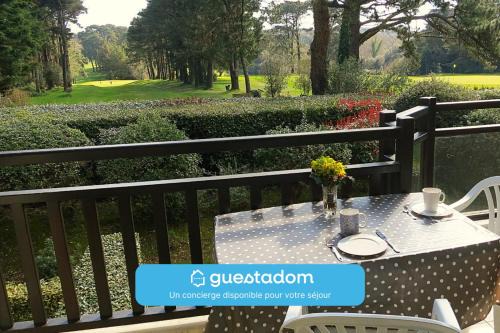 Pornic Apartment | T2 cosy - vue sur le golf - proche plage