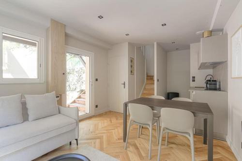 Saint-Didier-au-Mont-d'Or Apartment | T2 moderne pour 4 - St-Didier-au-Mont-d'Or