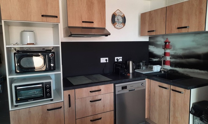 Le Barcares Apartment | T2 on the port, terrace, private parking and orange fiber
