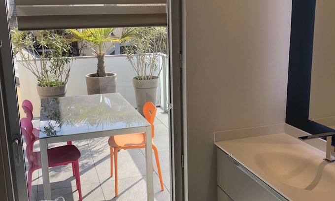 Aix-les-Bains Apartment | T2 Vacances et Cures Avec Terrasse EN Centre Ville