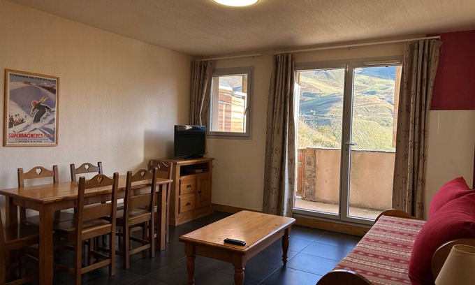 Peyragudes Apartment | T3 6pers with track access Peyragudes, pool, parking