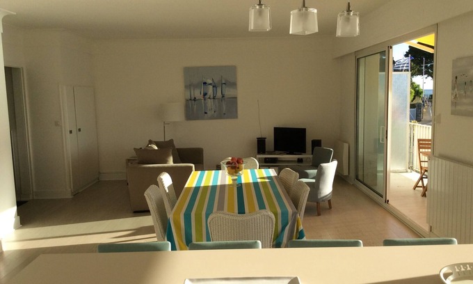 Benodet Apartment | T3 Apartment Bénodet facing the sea - near beach