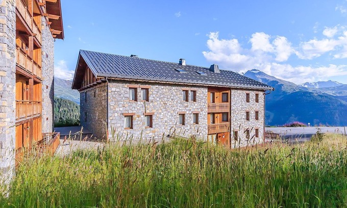 Les Eucherts Condo | T3 + cabine avec accès direct aux pistes | Piscine