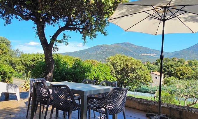 Propriano Apartment | T3 Dolce & Vita D5 with swimming pool and mountain view