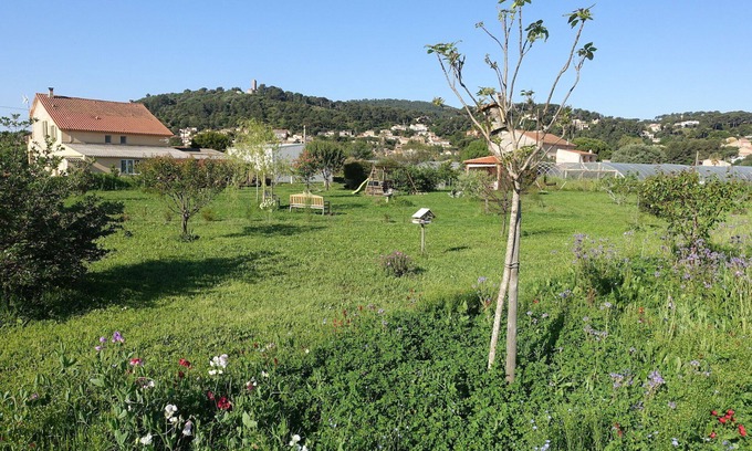 Hyeres House | T3 - Ground floor of a charming house, quiet in the countryside, 3km from the beaches.