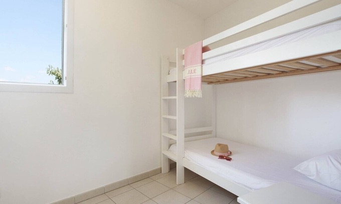 Cabries Apartment | T3 Meublé Avec Terrasse à Cabriès - Résidence Service Avec Piscine & Golf