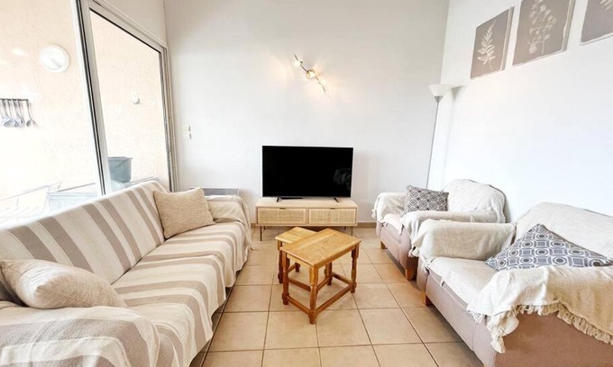 Saint-Cyprien Plage Apartment | T3 Vue 180° sur la Marina