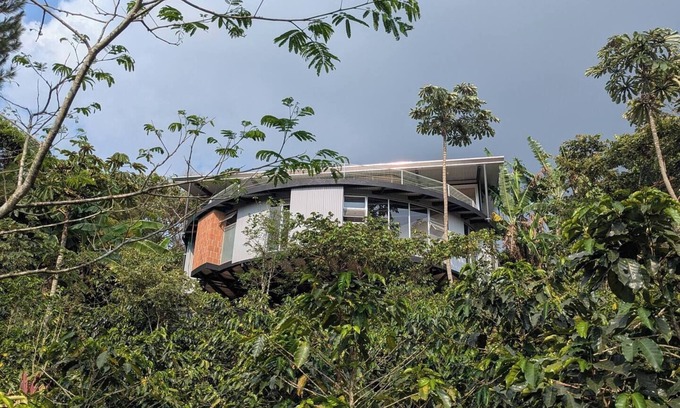 Poas Volcano National Park House | Ta Lo: Circular Nature Home & Coffee farm retreat