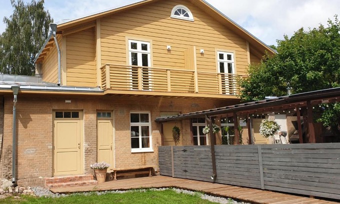 Voru House | Taevas Külalistemaja