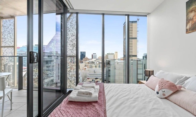 Adelaide Central Business District Condo | Taffy on Realm/RundleMall/Gym/EasyLifestyle