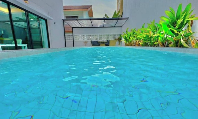 Central Pattaya Villa | Tagvilla Bongkot Pool Villa in Pattaya 4 Bedroom