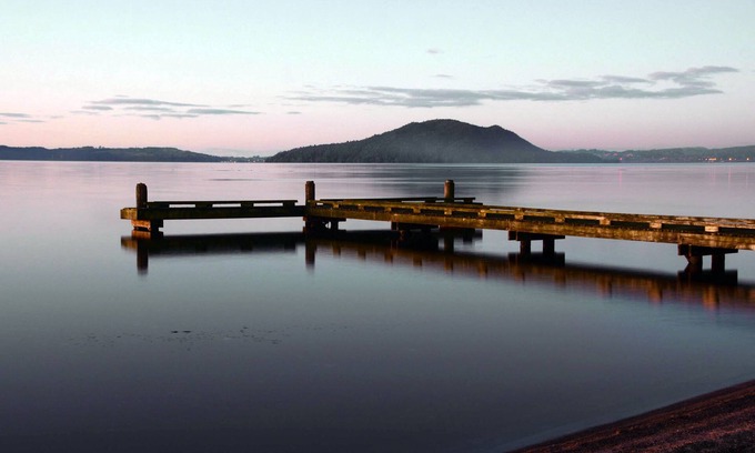 Kawaha Point House | "Taha Moana" Step out the door onto the lake front