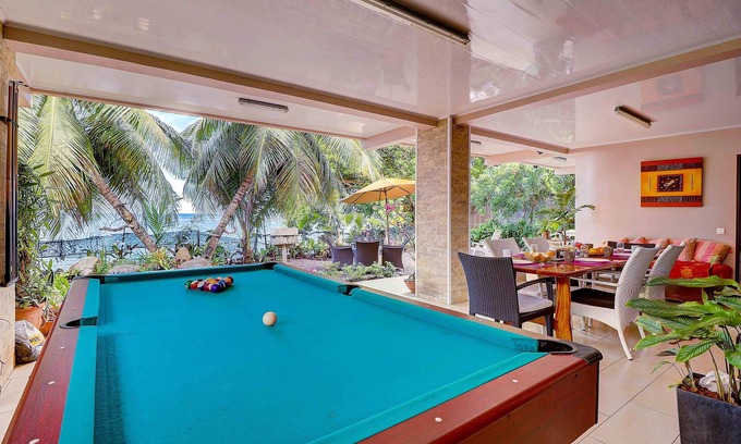 Arue House | Tahiti beach house, 3 bedrooms with AC, family friendly