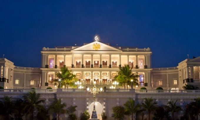 Falaknuma Hotel | Taj Falaknuma Palace