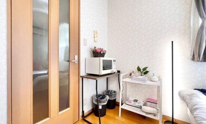 Okubo Apartment | Takadanobaba 302, centrally located in Shinjuku-ku.
