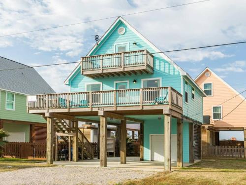 Surfside Beach House | Take It Easy in Surfside - Gulf and Bay Views, Cute Beach House!