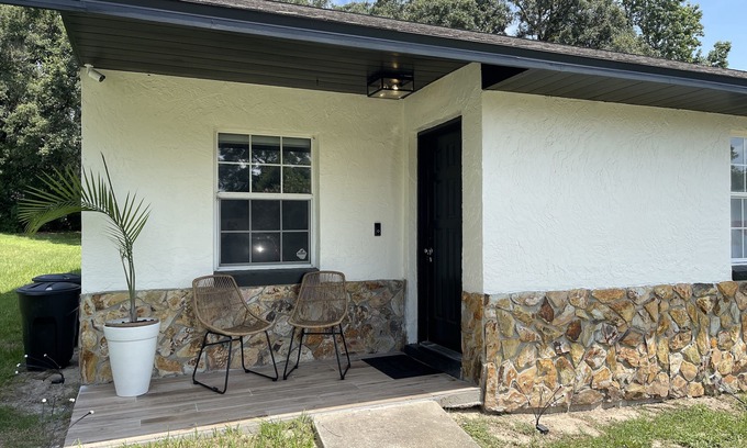 Ocala House | Take The Rein's Oasis