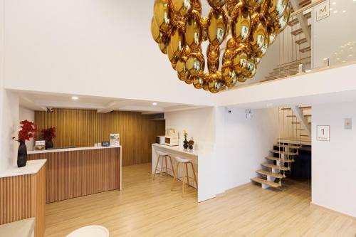Bang Na Hotel | Takka Hotel - Bearing