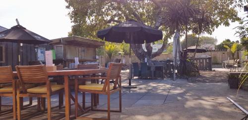 Katikati Hotel | Talisman Hotel & Restaurant