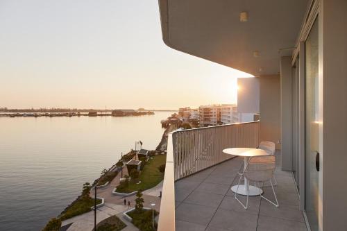 Newcastle Apartment | Talle by Follo