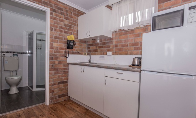 Tenterfield Hotel | Tally Ho Motor Inn