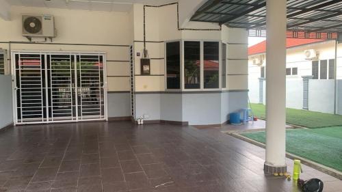 Temerloh House | Taman Desa Bangau Homestay