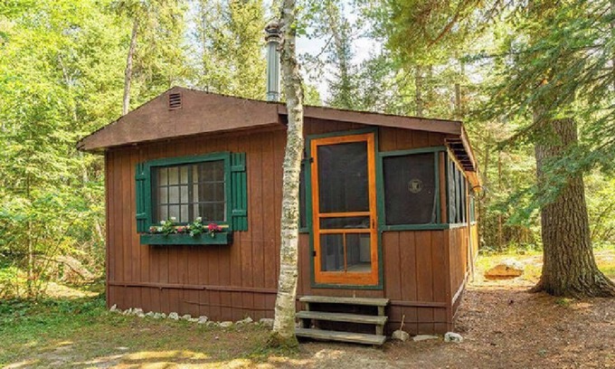 Ely Cottage | Tamarack .