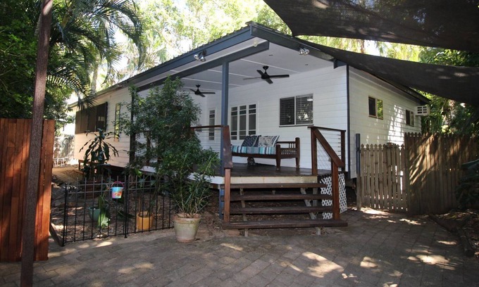 Arcadia House | Tamarinds Beach House
