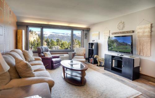Purgatory House | Tamarron Lodge Suite 203-201