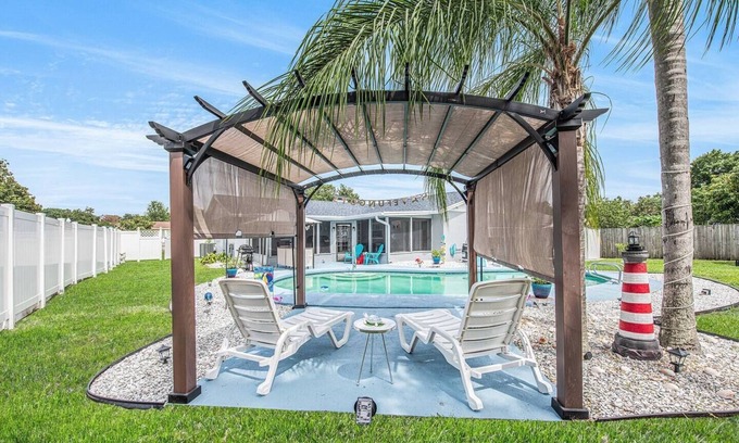Town N County Park House | Tampa Pool family home, comfy, clean, great location.
