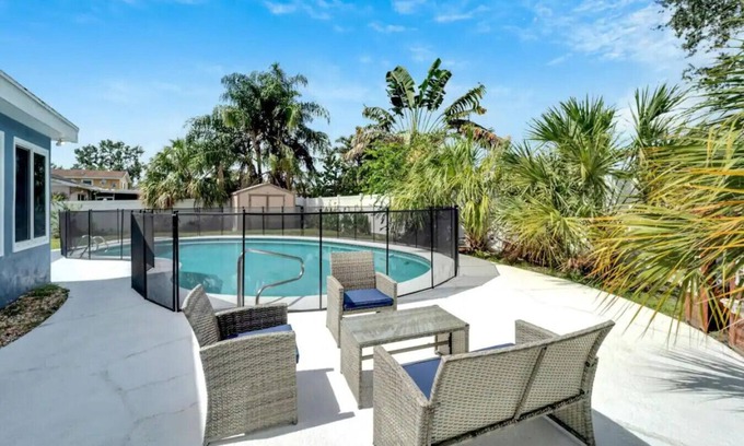 Bay Crest Park House | Tampa Tranquility| Your Spacious Poolside Oasis