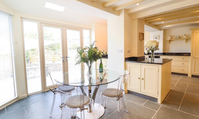 Welshpool Cottage | Tan Y Ddol