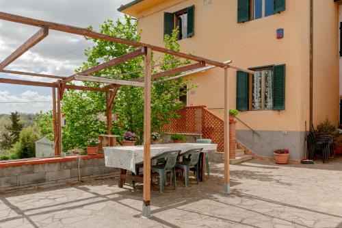 Montopoli in Val d'Arno Apartment | Tana Rosa