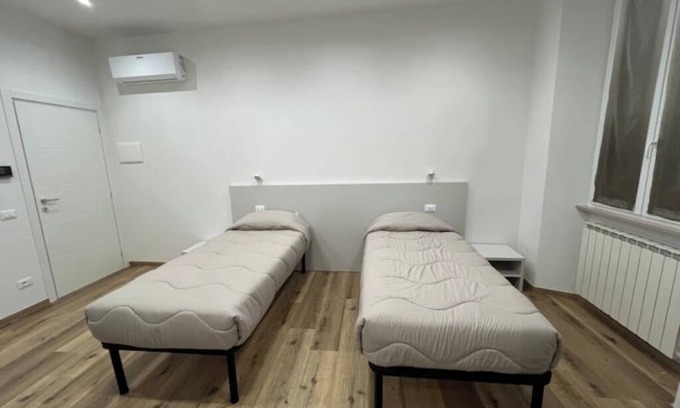 Foligno House | Tania Room