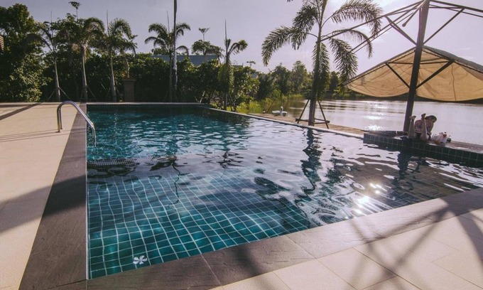 Udon Thani Hotel | Tanita Lagoon Resort