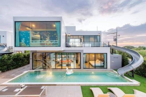 Hin Lek Fai Villa | Tantawan Poolvilla Huahin