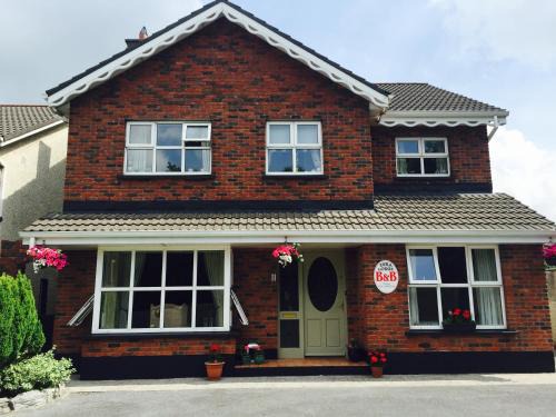 Castlegar Bed & Breakfast | Tara Lodge Galway